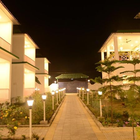 Jaldapara Forest Tourist Lodge Jftl Madari Hat Exterior photo