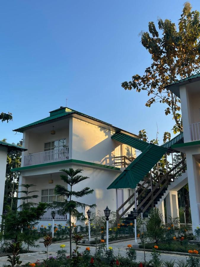 Jaldapara Forest Tourist Lodge Jftl Madari Hat Exterior photo