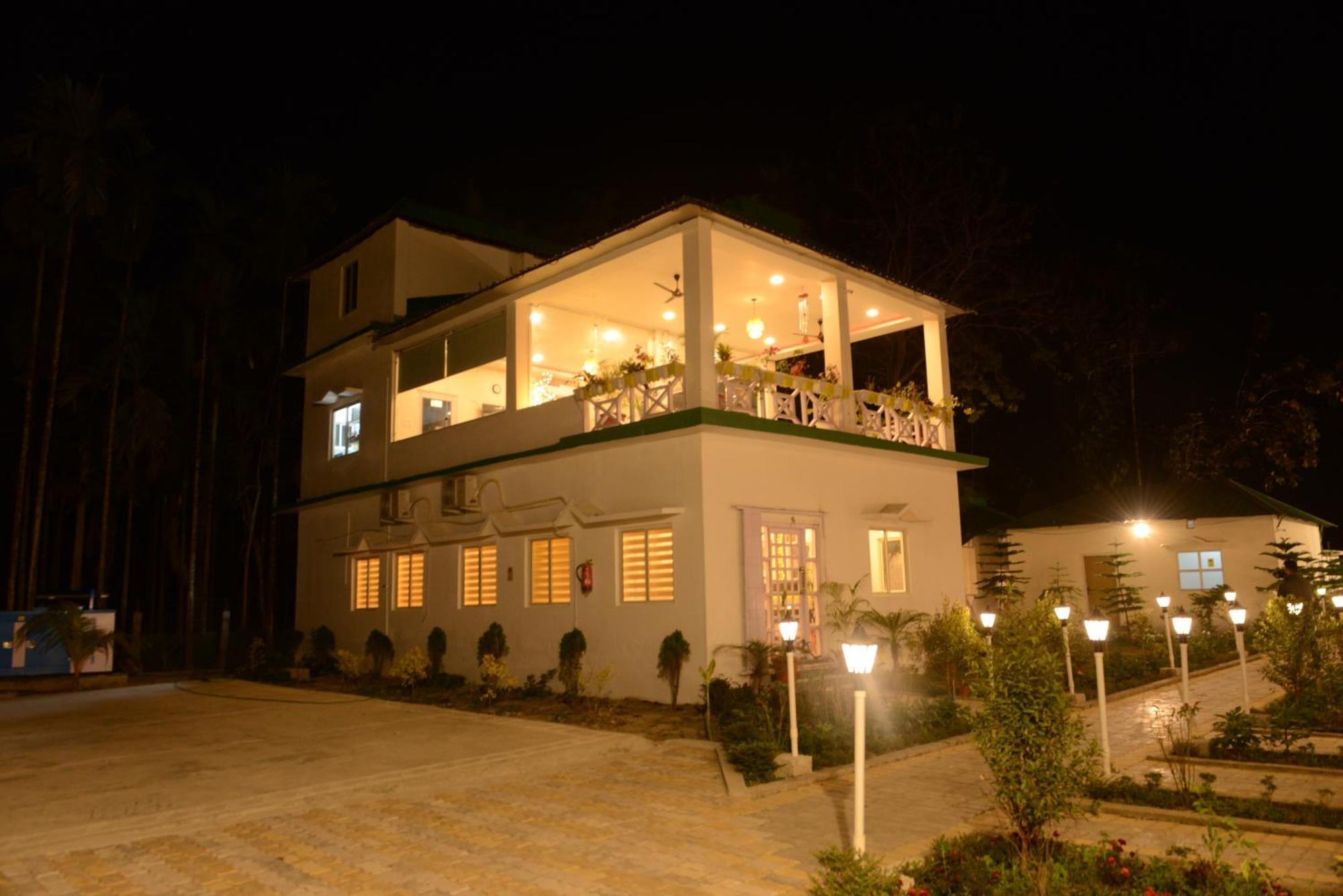 Jaldapara Forest Tourist Lodge Jftl Madari Hat Exterior photo